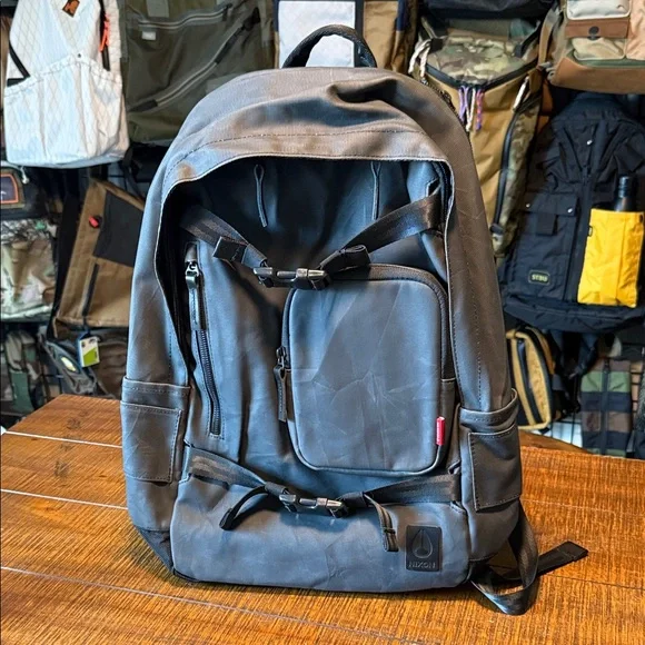 Nixon Daily Charcoal Gray Backpack - Picture 1 of 6